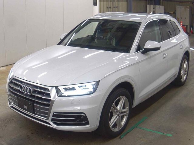 2019 Audi Q5 45TFSIクワトロスポ 4WD auction photo 4