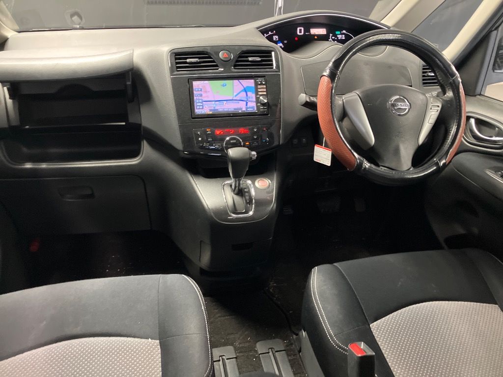 2011 Nissan Serena ライダー ハイパフォーマンス スペック ブラックライン auction photo 3