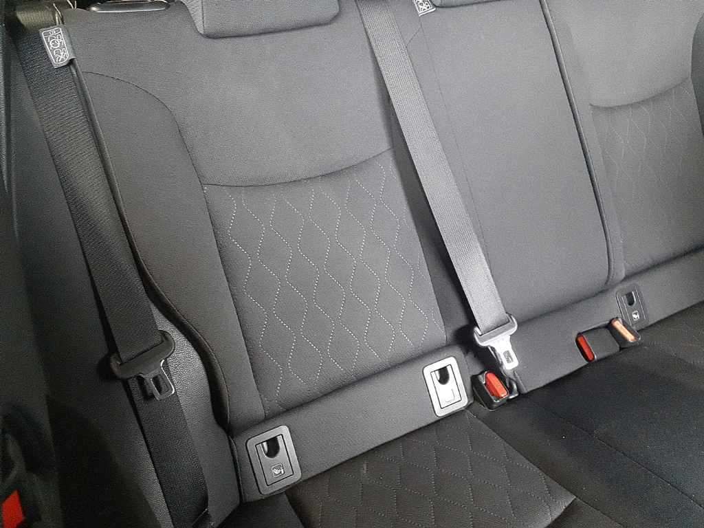2023 Toyota Corolla Cross G auction photo 11