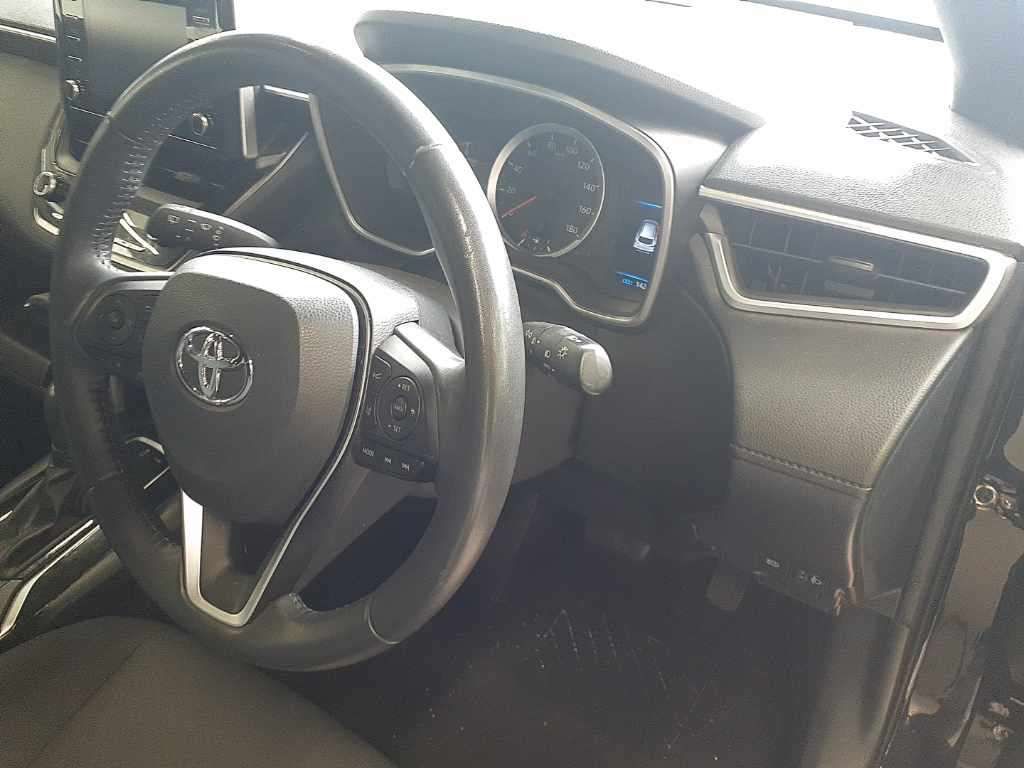 2023 Toyota Corolla Cross G auction photo 9