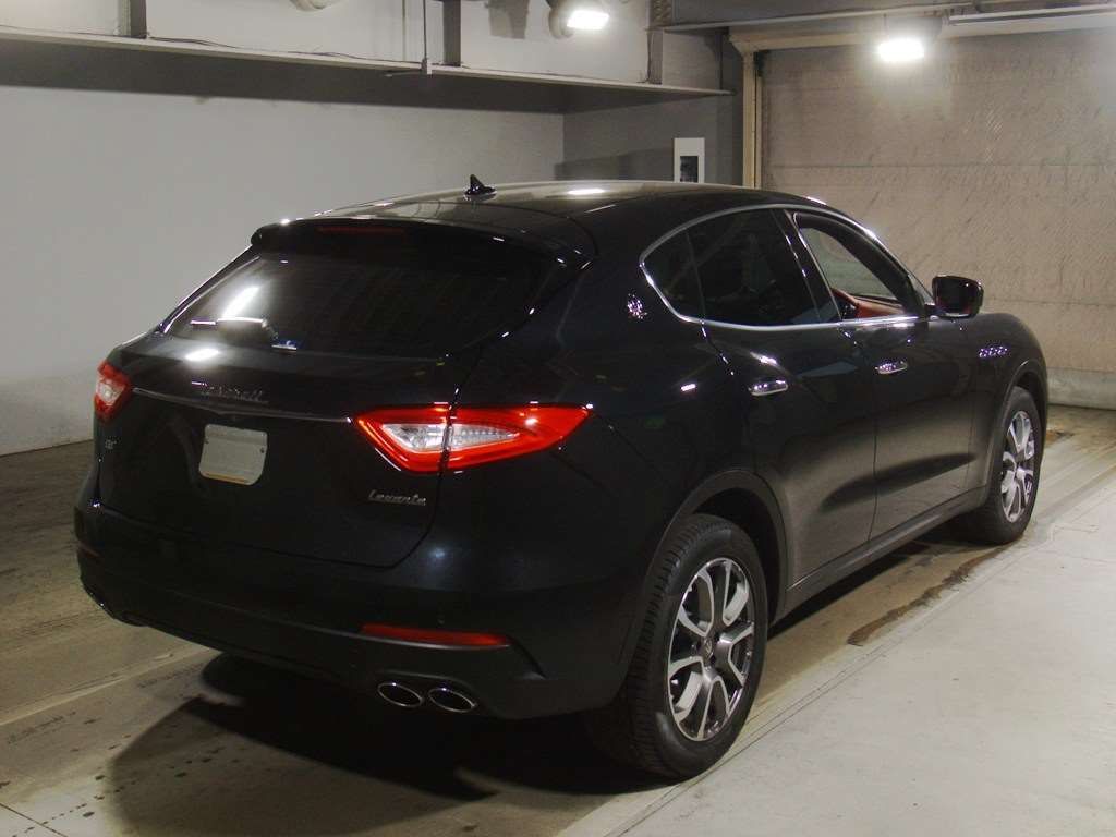 2017 Maserati マセラティ レヴァンテ 4WD auction photo 2