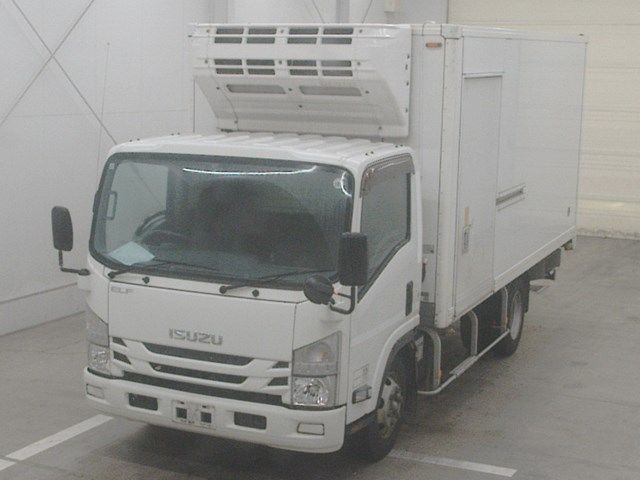 2019 Isuzu Elf Refrigerated and frozen trucks Japan auction vehicle