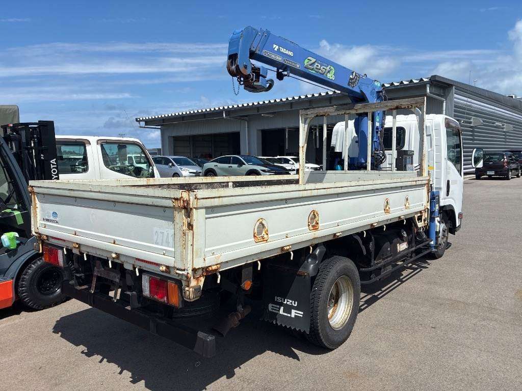 2015 Isuzu Elf auction photo 2