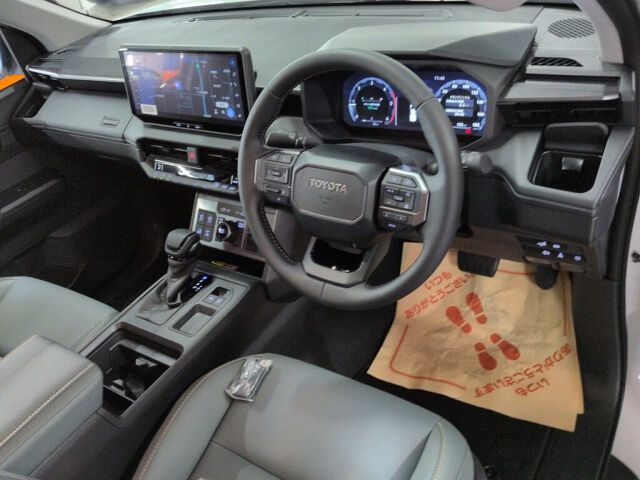 2026 Toyota Hilux Z Adventure 4WD auction photo 6