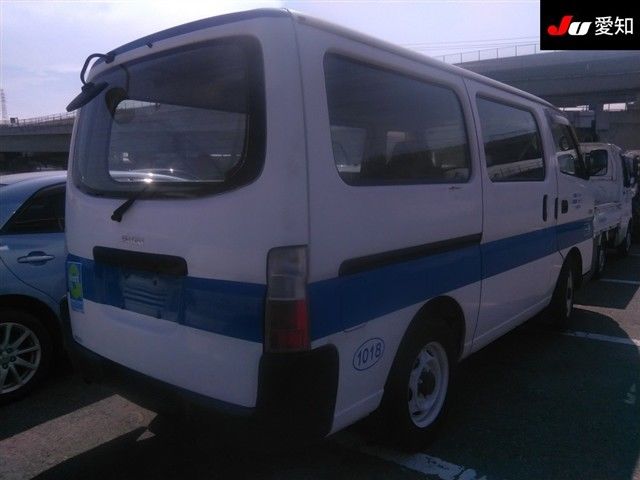 2004 Isuzu コモ V auction photo 8
