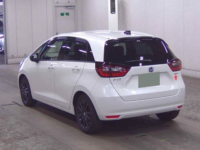 2022 Honda Fit EHEVホームカーサ20H auction photo 2