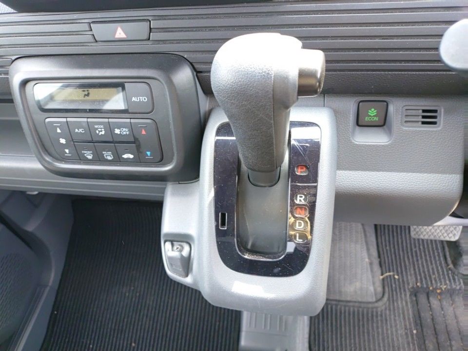 2019 Honda N-VAN auction photo 12