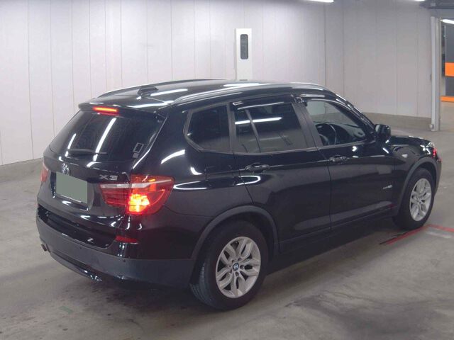 2013 BMW X3 XDRIVE20I 4WD auction photo 5