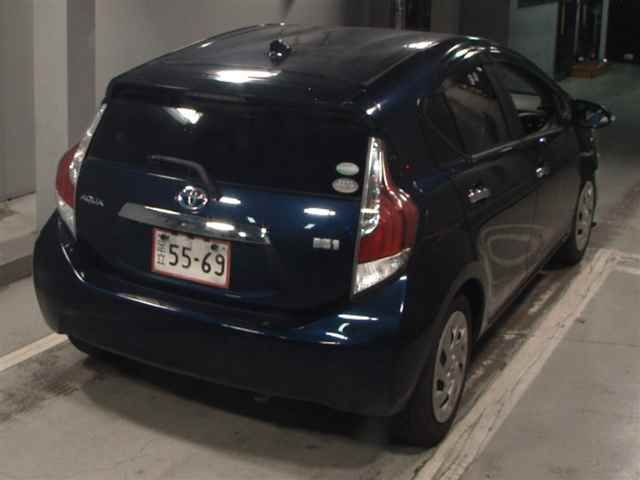 2017 Toyota Aqua Sスタイルブラック auction photo 5