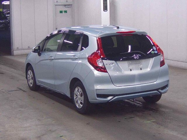 2019 Honda Fit 13G F Comfort ED auction photo 2