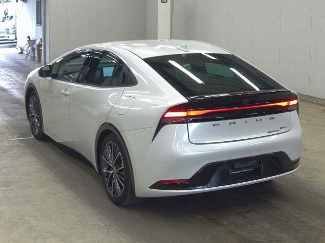 2025 Toyota Prius Z auction photo 2