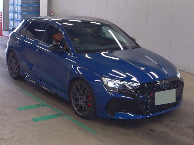 2025 Audi RS3スポーツバック Base grade 4WD Japan auction vehicle