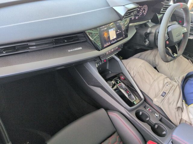 2025 Audi RS3スポーツバック Base grade 4WD auction photo 3