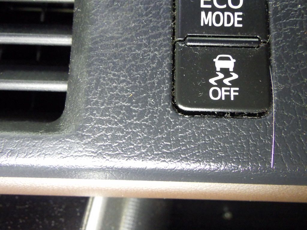 2015 Toyota Esquire Gi 8 people auction photo 9