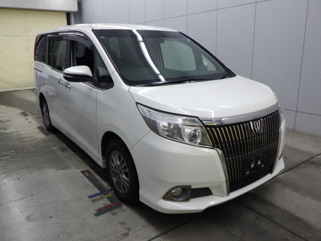 2015 Toyota Esquire Gi 8 people Japan auction vehicle