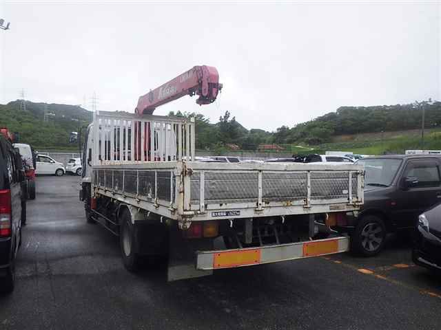 2004 Isuzu Forward auction photo 2