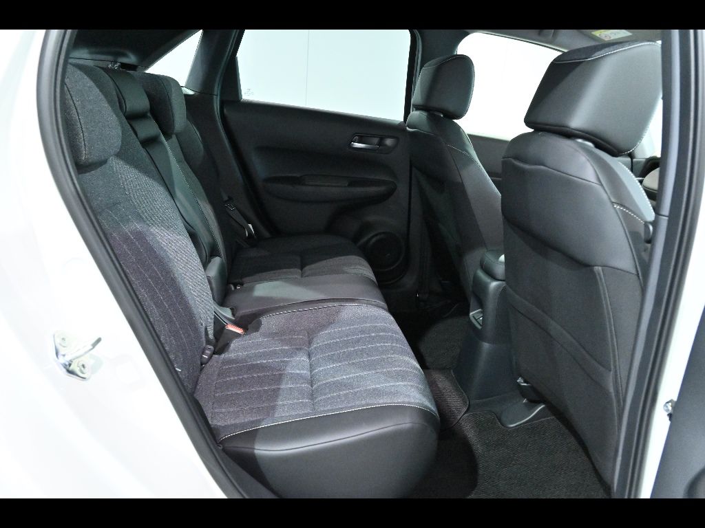 2025 Honda Fit e:HEVホーム auction photo 7