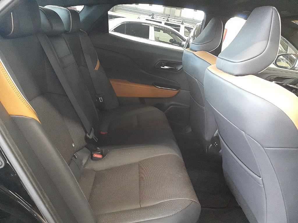 2023 Toyota Crown Crossover RSアドバンスド 4WD auction photo 11