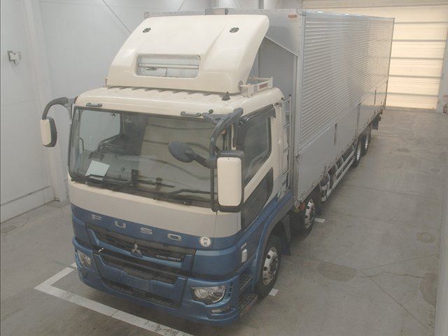 Japan Auction Vehicles 10 2021 Mitsubishi Fuso Wing auction photo