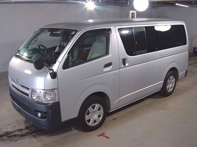 2006 Toyota Hiace ロングDX auction photo 4