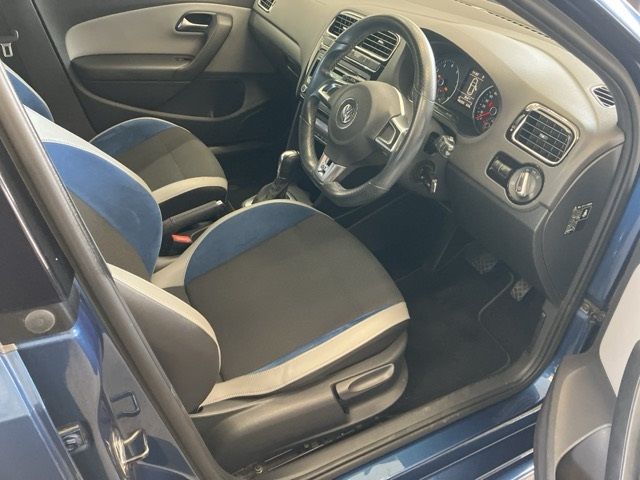 2014 Volkswagen VW ポロ ブルーGT auction photo 4