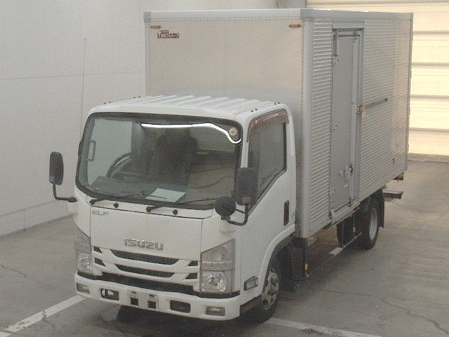 2015 Isuzu Elf バン Japan auction vehicle