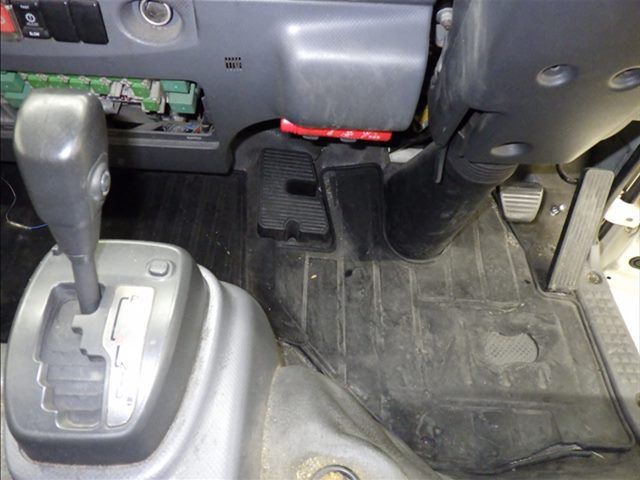 2015 Isuzu Elf バン auction photo 8