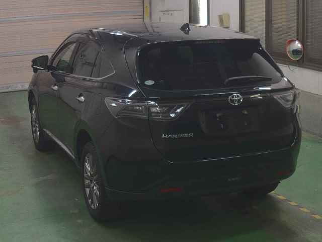 2015 Toyota Harrier プレミアム auction photo 2