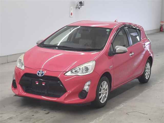 2015 Toyota Aqua S auction photo 4
