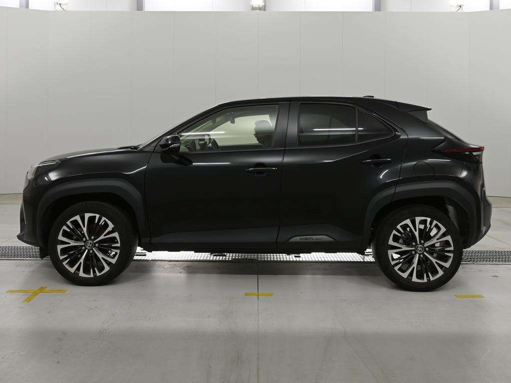 2022 Toyota Yaris Cross Z auction photo 4