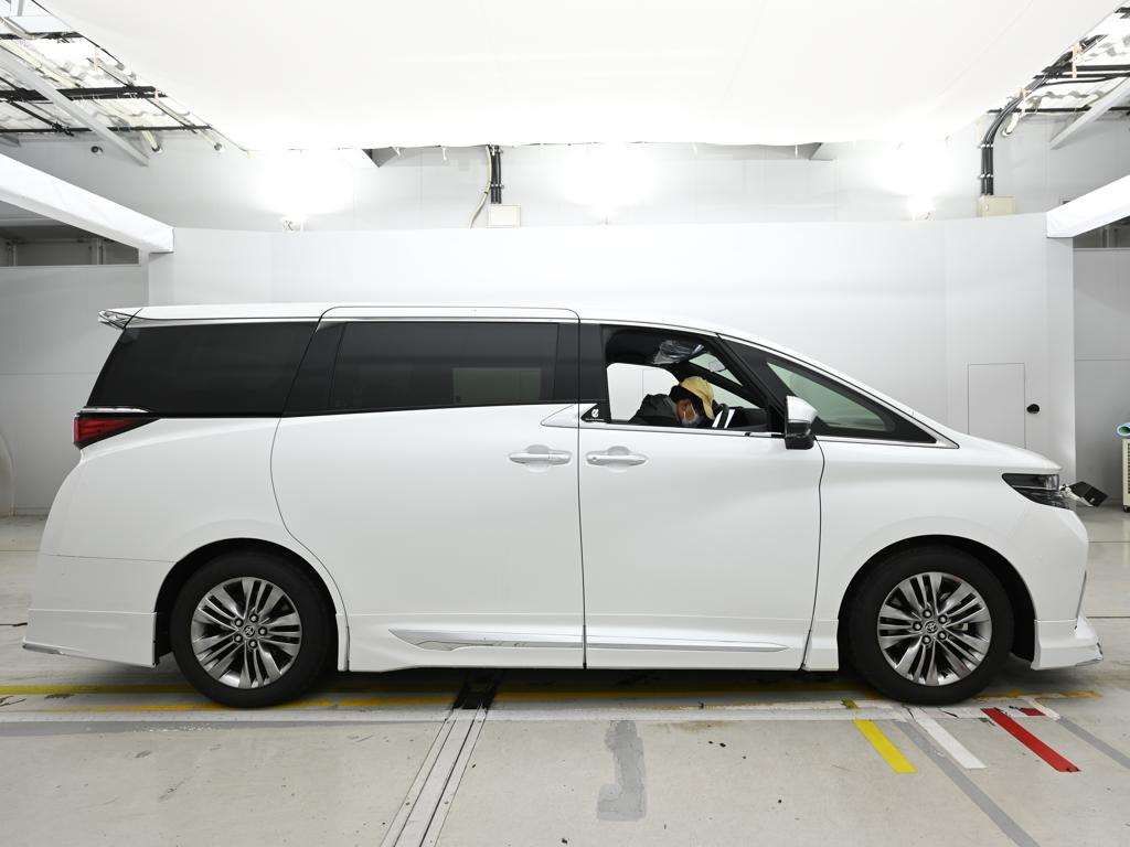 2025 Toyota Alphard Z auction photo 3