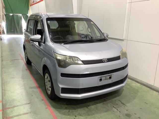 Japan Auction Vehicles 4 2013 Toyota Spade 4WD F auction photo