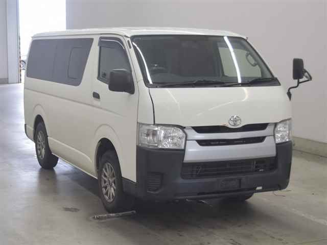2014 Toyota Regius Ace Long DX 9-seater Japan auction vehicle