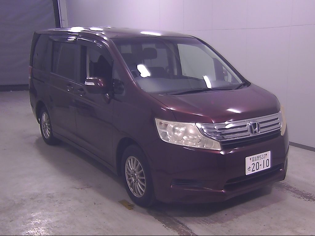2010 Honda Stepwgn L Japan auction vehicle