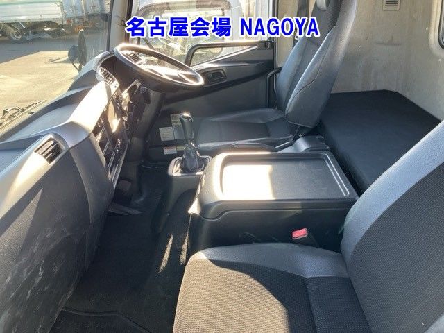 2019 Mitsubishi Fuso Fighter Hira auction photo 5