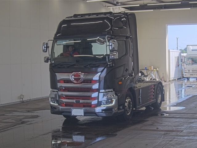 2020 Hino Profia tractor Japan auction vehicle