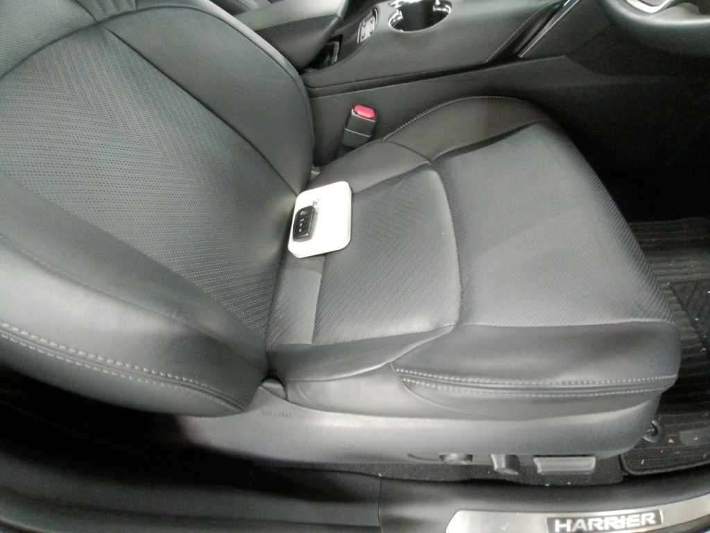 2021 Toyota Harrier G レザーパッケージ 4WD auction photo 10