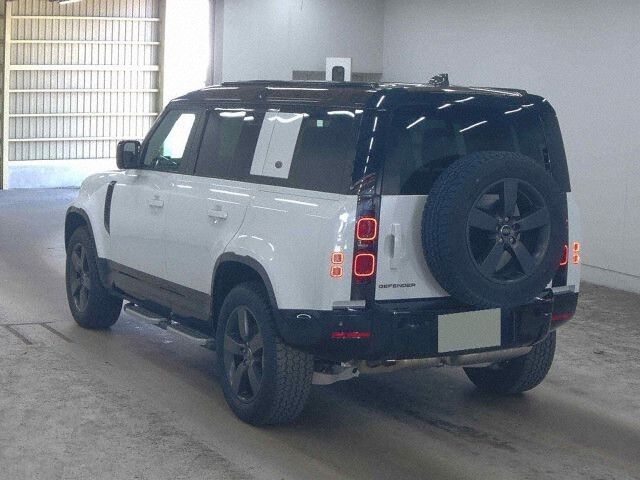 2024 Land Rover ディフェンダー 110X Dynamic HSE 4WD auction photo 2