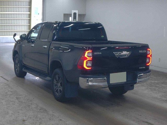 2021 Toyota Hilux Z 4WD auction photo 2