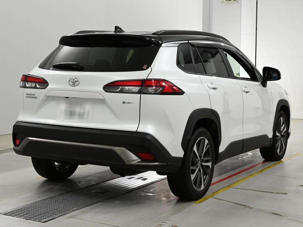 2023 Toyota Corolla Cross ハイブリッド Z auction photo 2