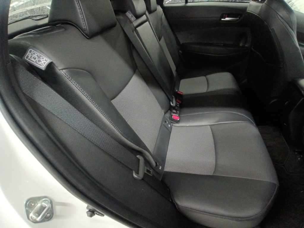 2023 Toyota Corolla Cross ハイブリッド Z auction photo 12