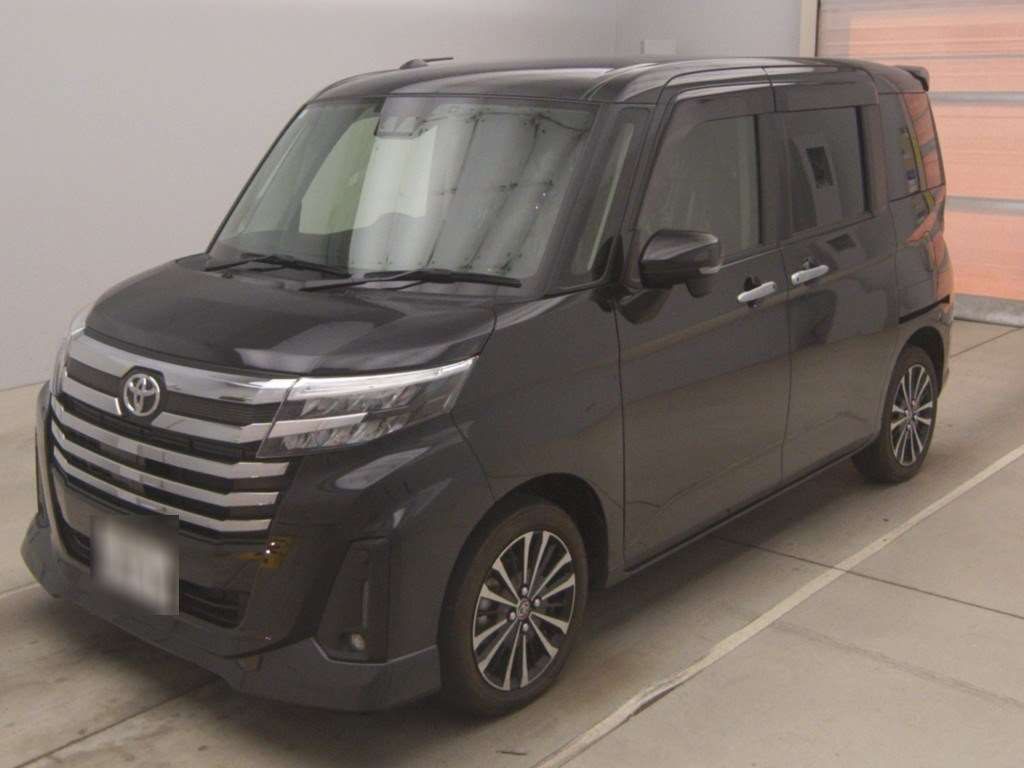 2024 Toyota Roomy Custom G-T Japan auction vehicle