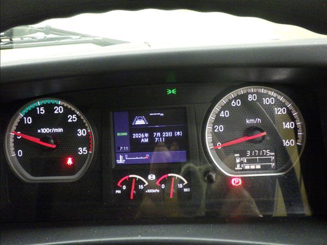 2021 Isuzu Forward Van auction photo 7