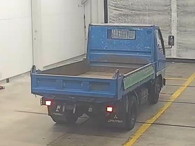 1995 Mitsubishi Fuso Canter ダンプ auction photo 2