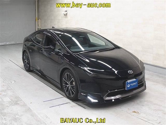 Japan Auction Vehicles 8 2023 Toyota Prius Z auction photo