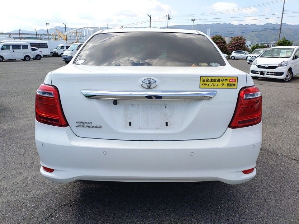 2020 Toyota カローラ アクシオ auction photo 5