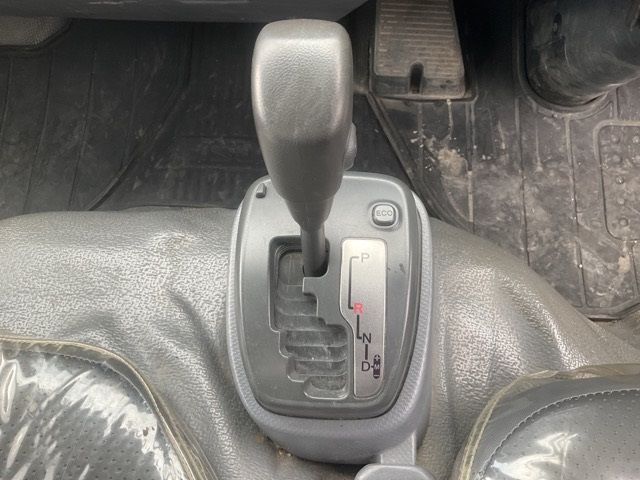 2018 Isuzu Elf dump auction photo 11