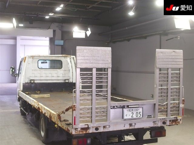 2002 Isuzu エルフ T auction photo 2