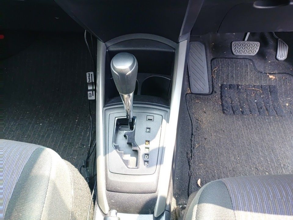 2018 Toyota Corolla Fielder auction photo 12