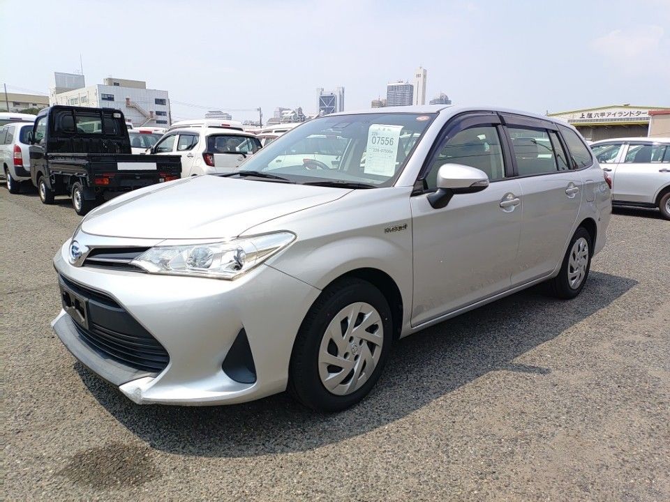2018 Toyota Corolla Fielder Japan auction vehicle